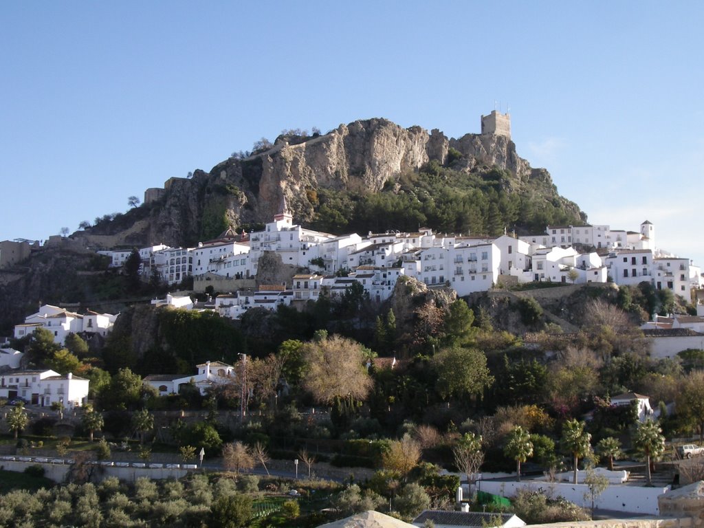 Zahara de la Sierra(Cádiz) by Pedro y Chus