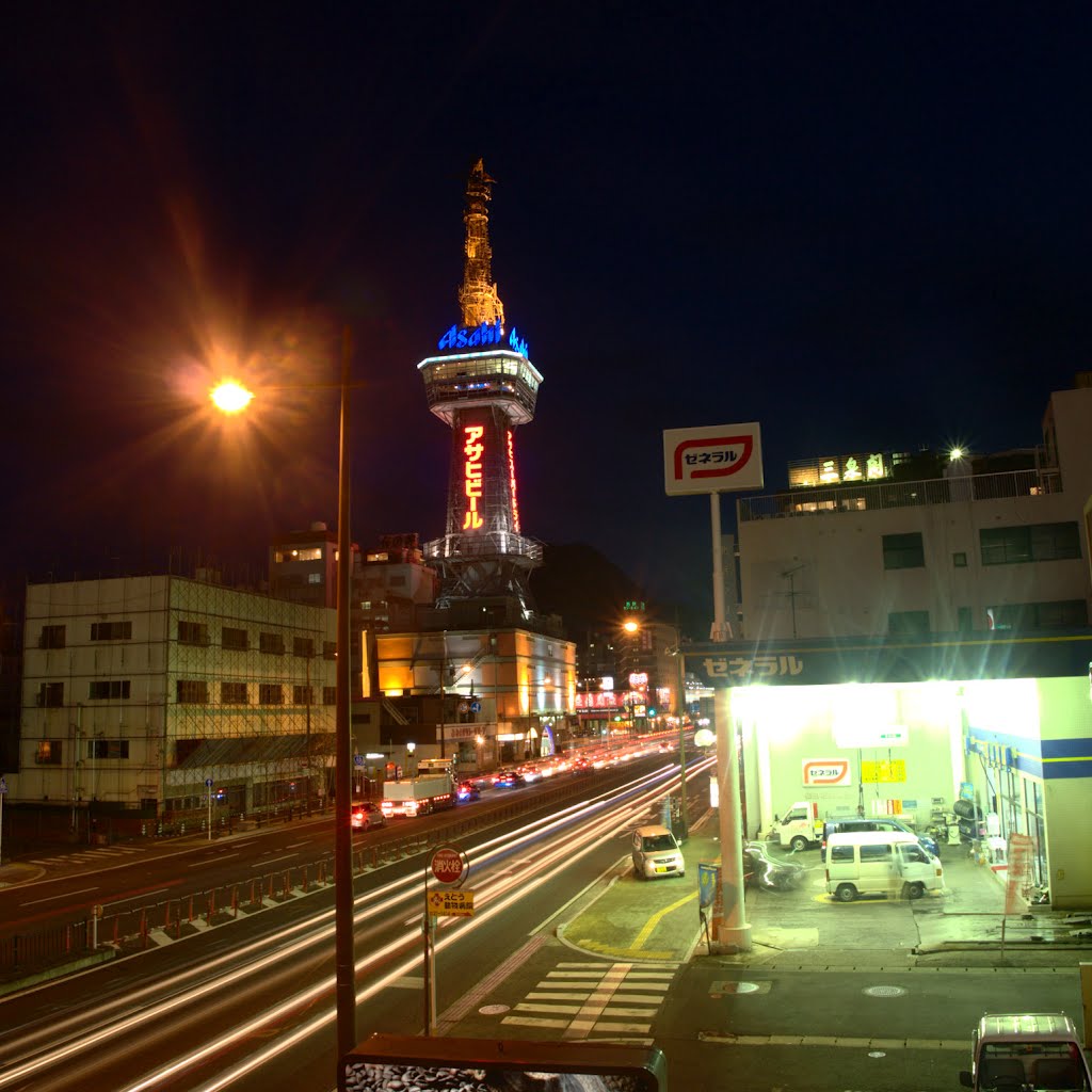 Beppu Tower at night (別府タワー) by taoy (keep Panoramio)