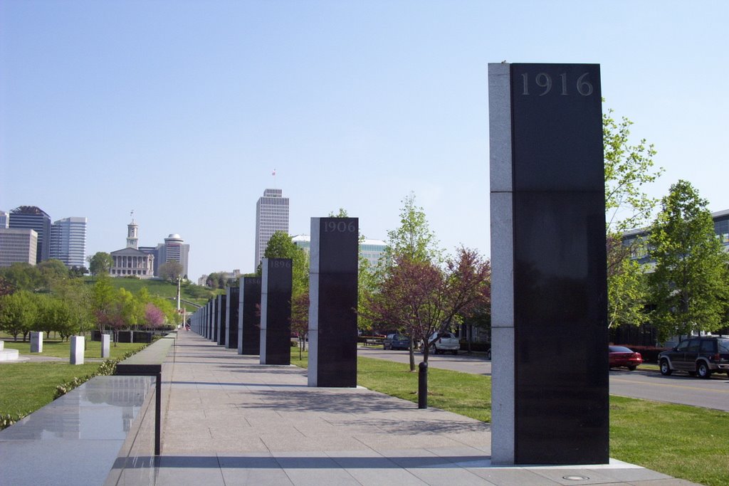 Bicentennial Park by granderson@mchsi.com