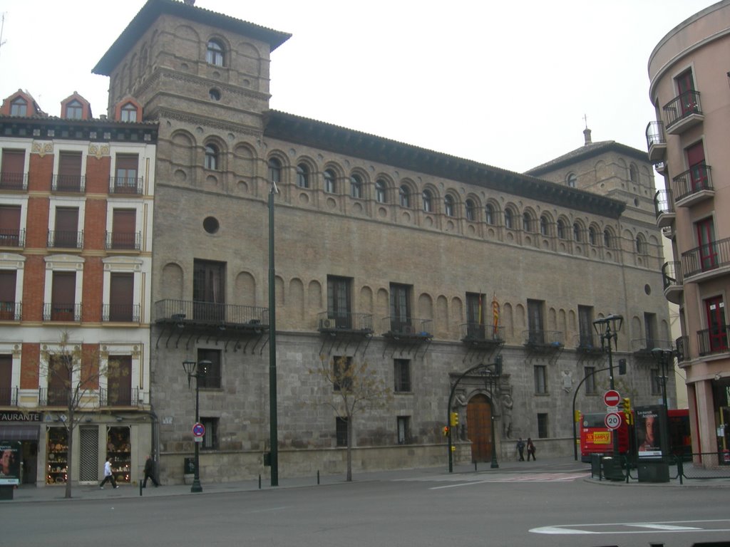 Calle del Coso - Zaragoza by Valdeorrés