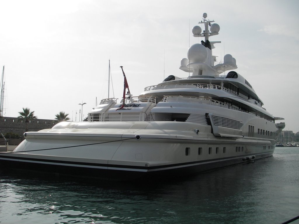 Riesen Yacht in Antibes by Alan Autrum