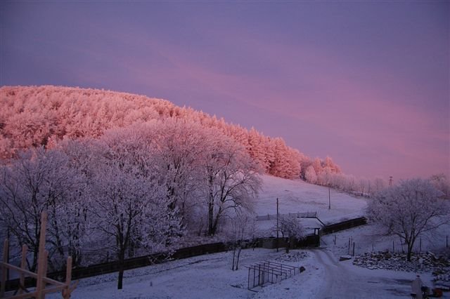 sowa hills winter 2007 by romuald mikolajek