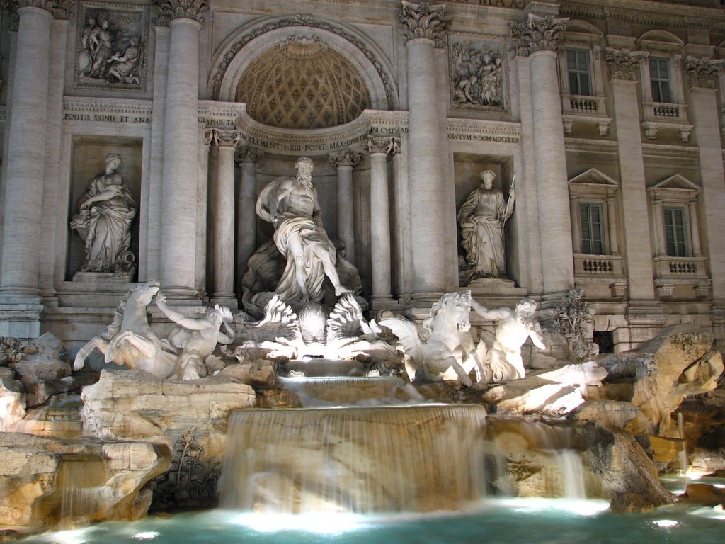 Fontana di Trevi - Night by barbergman