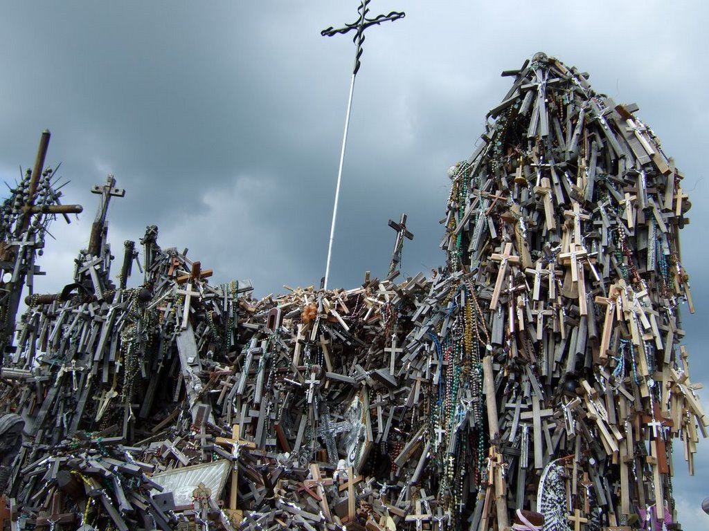 Hill of crosses near Šiauliai (Lithuania) by lempa