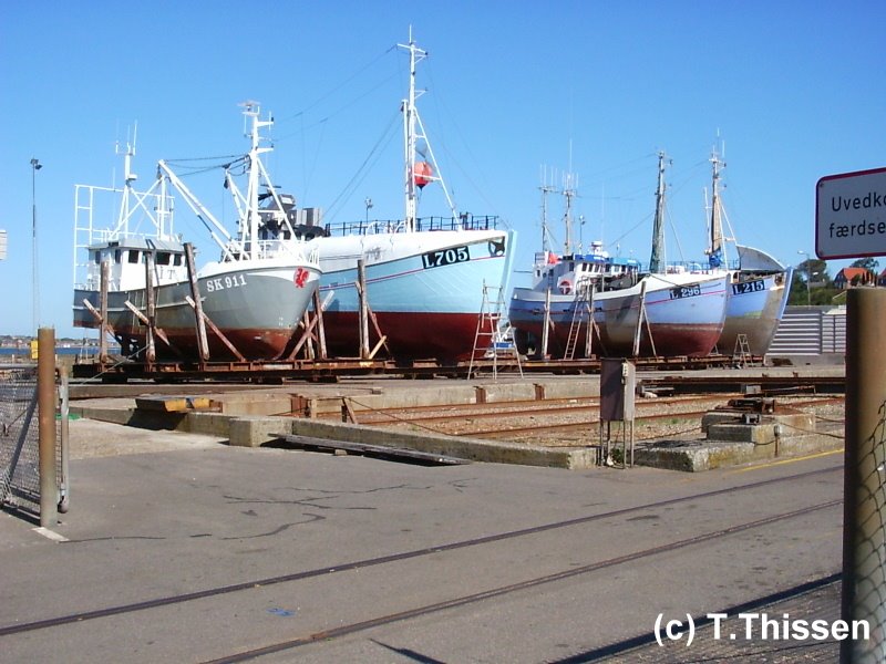 Lemvig Hafen by Tillabou