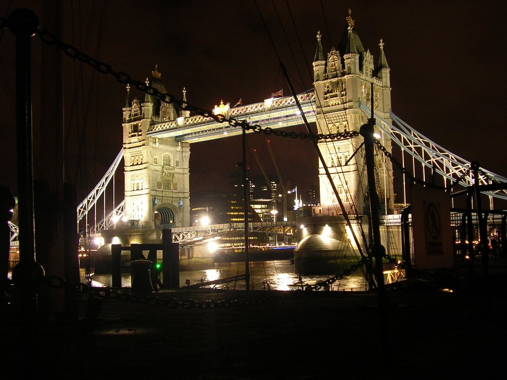 Tower Bridge by night by Angelica74