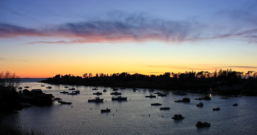 Mackerel Cove by BenjaminMWilliamson