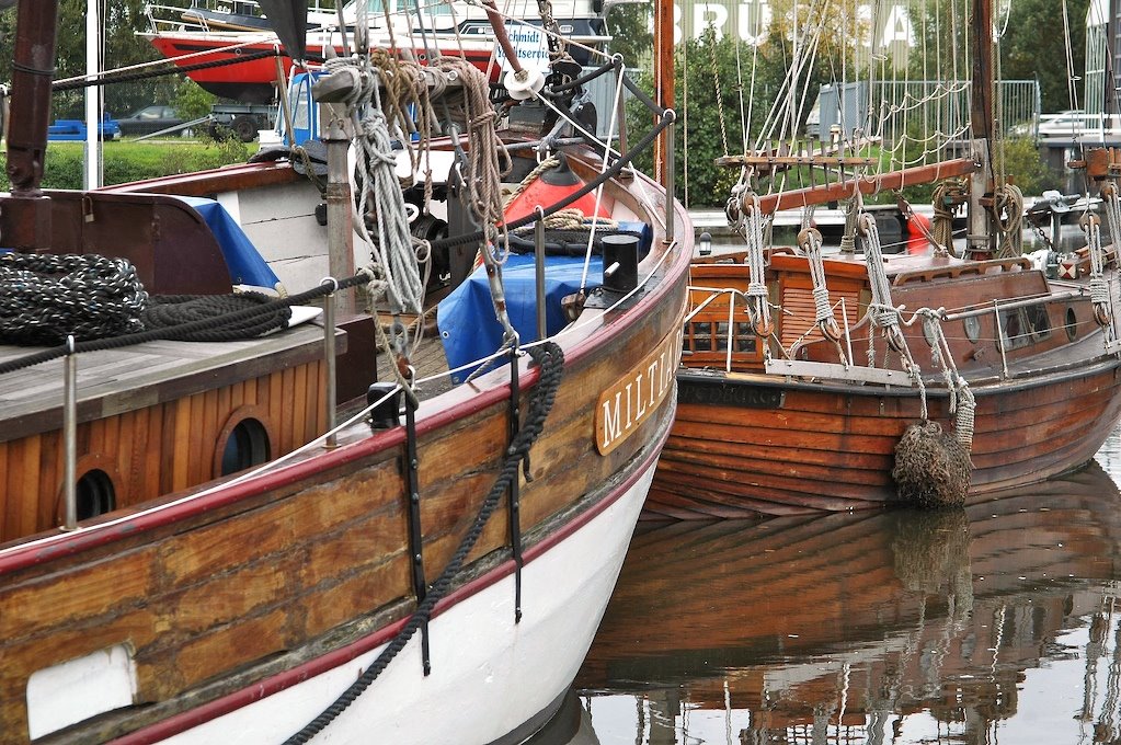 Hafen Papenburg Ems by Dirk Sperling - pict…