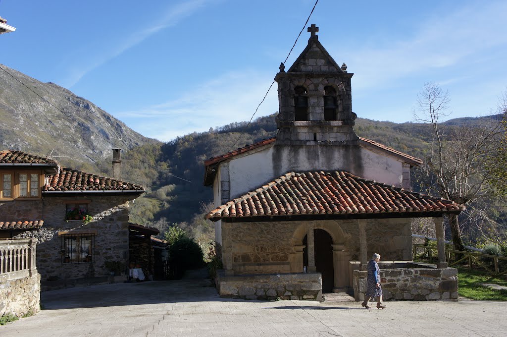 Iglesia de Abiegos (2) by La Casa del Chiflón (Bulnes)