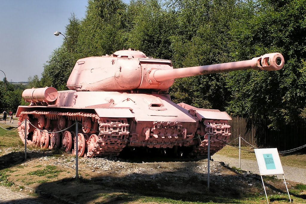 IS-2, Vojenské technické muzeum Lešany by matvej