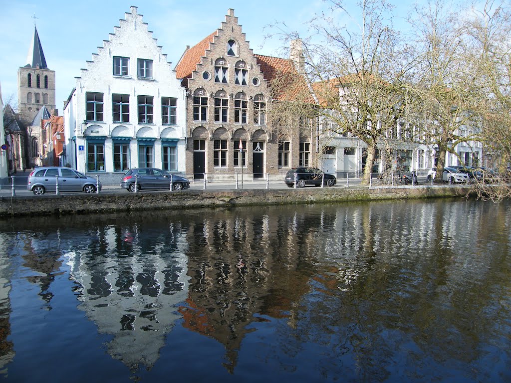 Canal de Brujas by carlostalaverilla