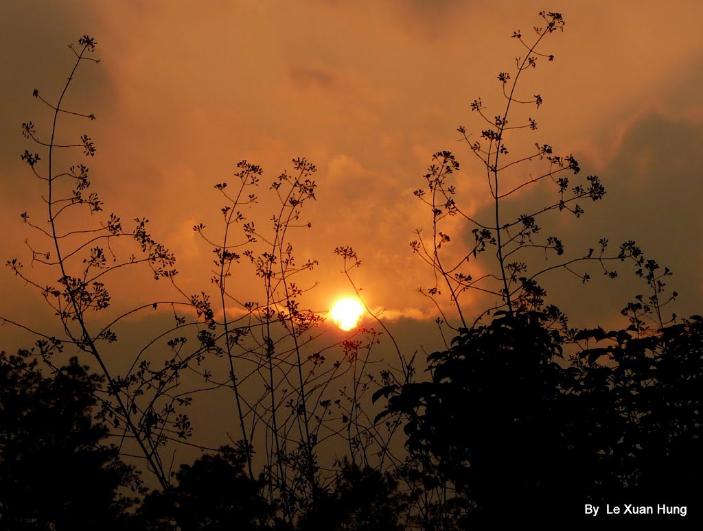 (Hoàng Hôn) Bản-Chắt Sunset by Le Xuan Hung