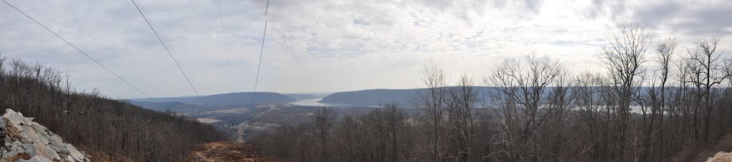 View towards Dauphin from the Appalachian Trail by kinzr13