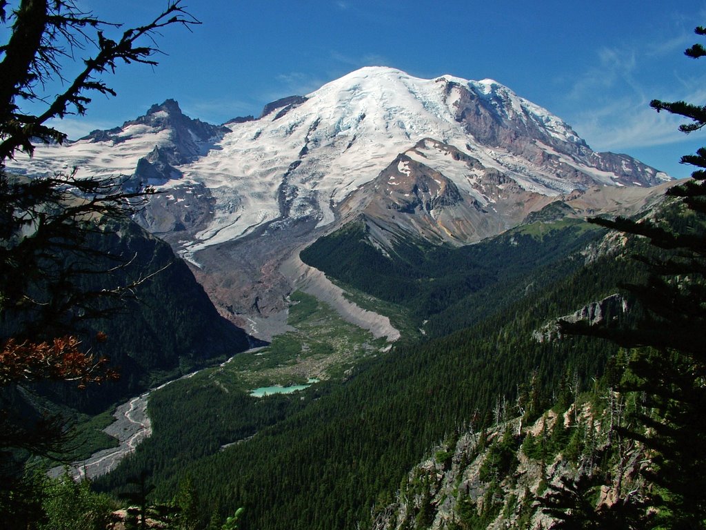 Emmons Vista of Mount Rainier and White River from the Sunrise Area by Steve Schmorleitz, NationalParkLover.com