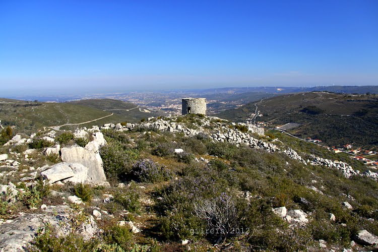 Old windmill - Serro Ventoso by gilreis