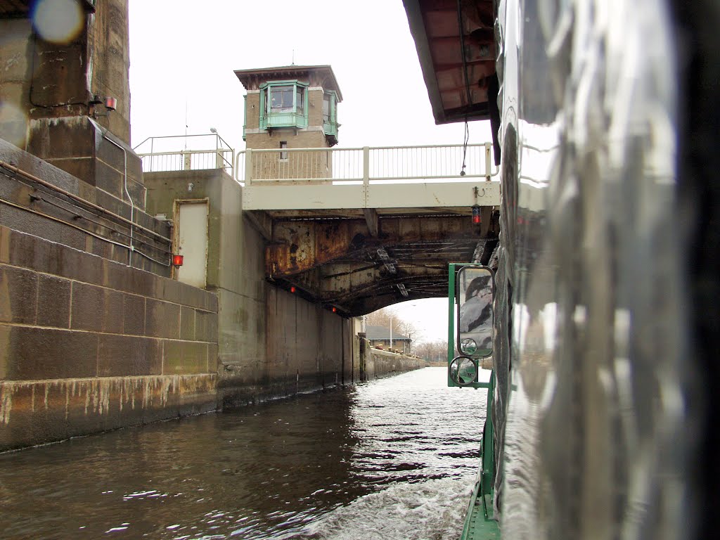 MASSACHUSETTS: BOSTON: passing under the Science Museum Bridge on the Charles River by Douglas W. Reynolds, Jr.