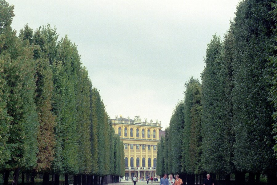 Schloss Garten by keim heim