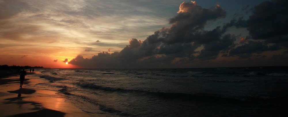 Playa Varadero. Varadero. * 12/11/2007 * Photographer: JAKA by www.jakaphoto.com +4…