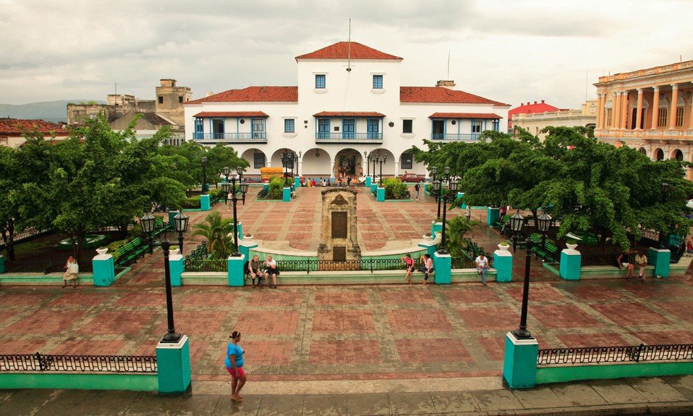 Ayuntamiento (City Hall) and Parque de Cespedes. Santiago de Cuba. * 19/11/2007 * Photographer: JAKA by www.jakaphoto.com +447957553453