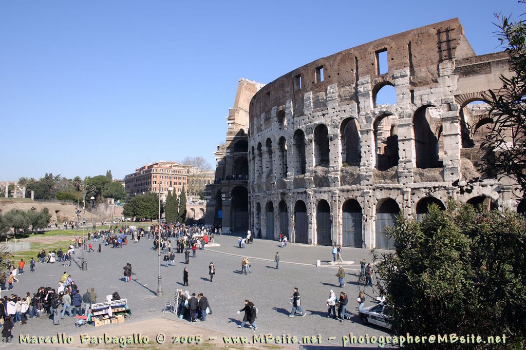 Colosseo by MarcelloBarbagallo