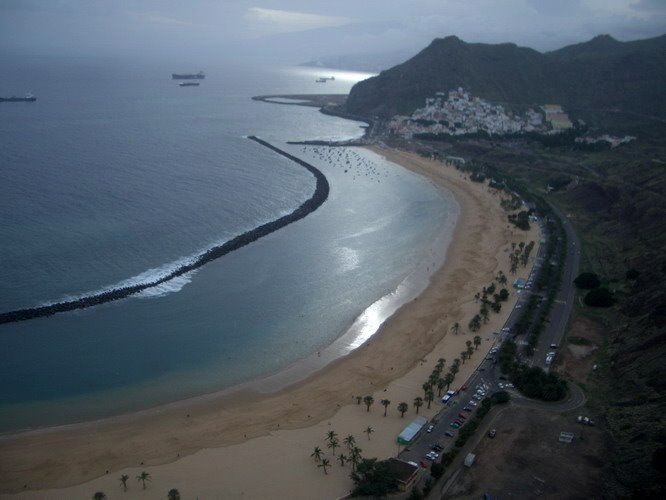 Playa de las Teresitas (Santa Cruz de Tenerife) by Iñaki Rubio