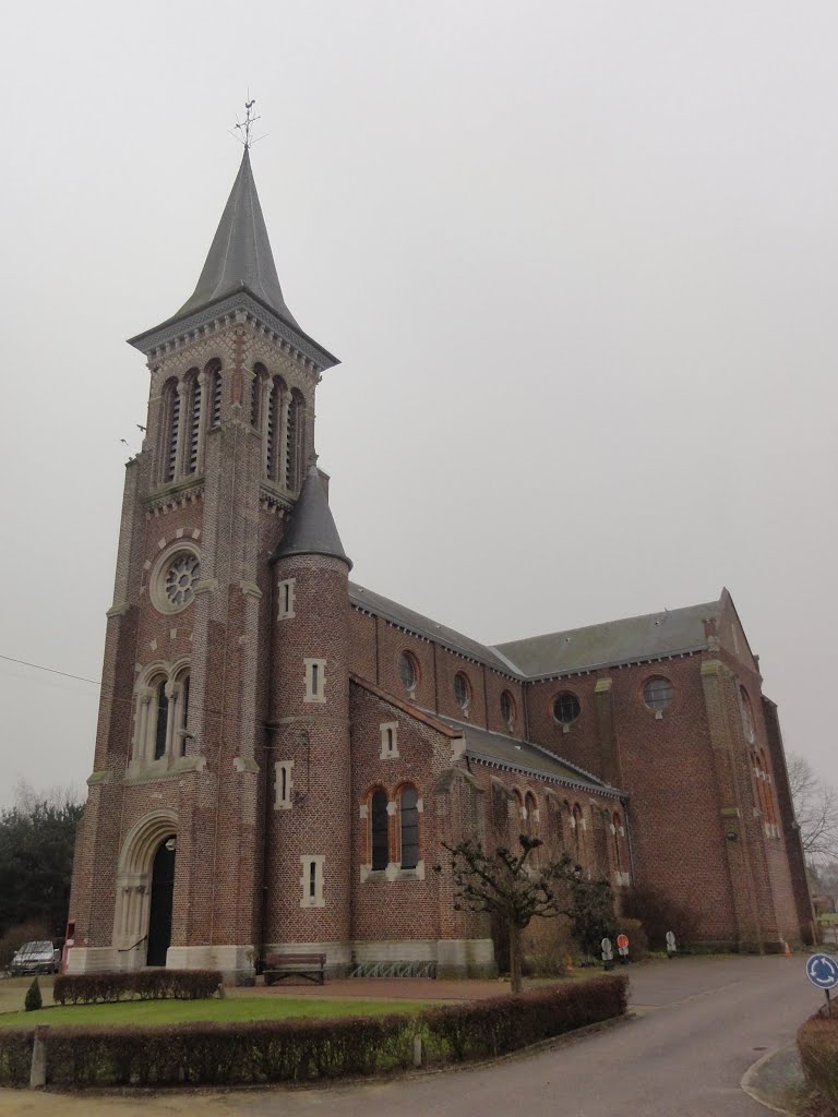 Sint-Pieterskerk Bekkevoort by Pascal Van Acker