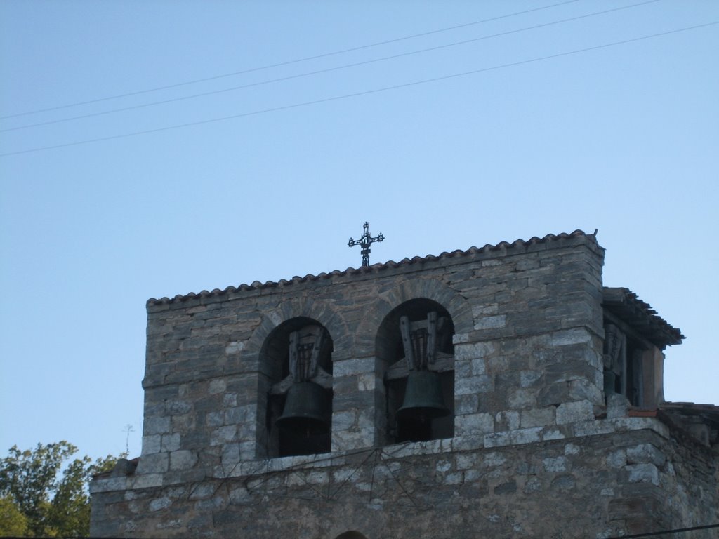 Campanario by Tony Hernando