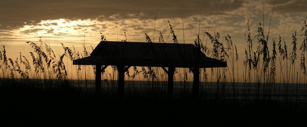 The sun goes down in siesta key by kingcobra007