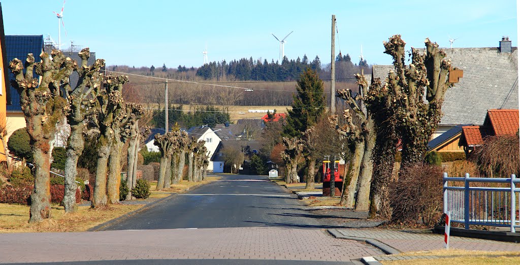 Bahnhofstraße in Rehe by Ralph Dörr