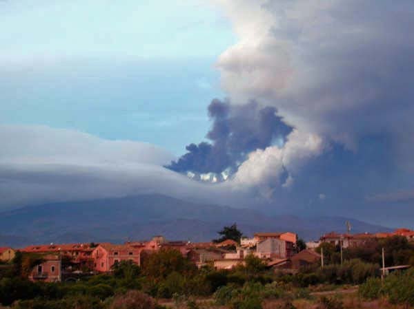 Etna. by casa-azzurra