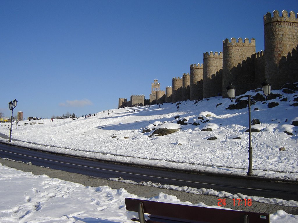 Lateral muralla by Josemanu Sarabia