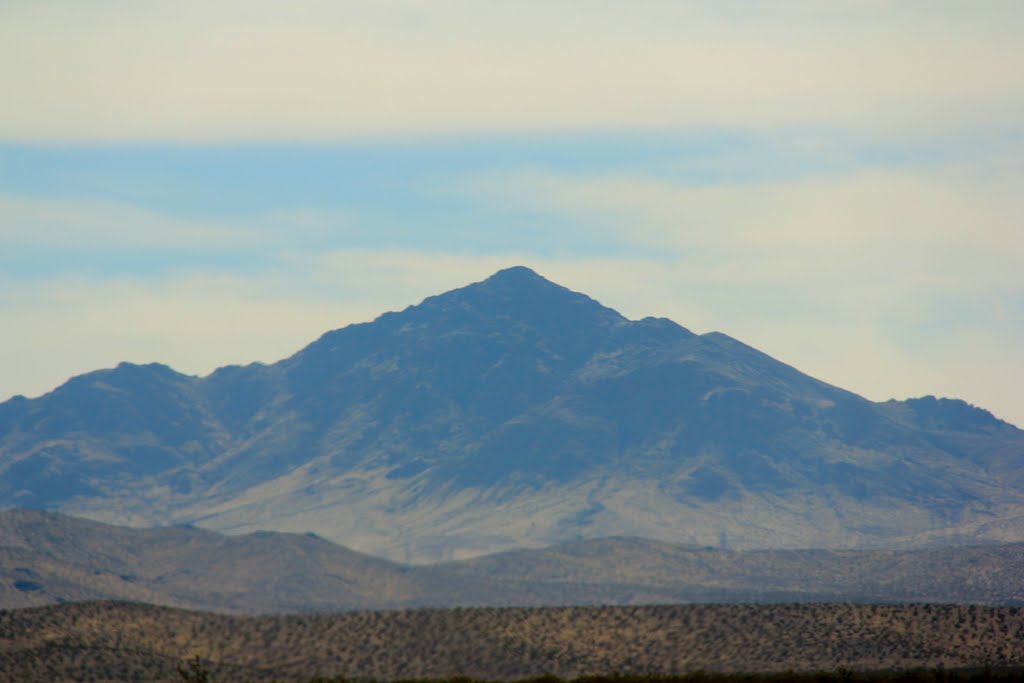 Sites along Interstate 15, California by MICHAEL  JIROCH  &  www.michaeljiroch.com