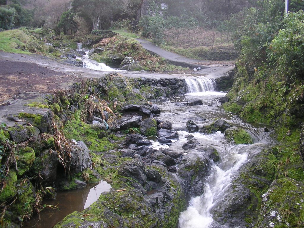 Ribeira da Fajã by Azorianer