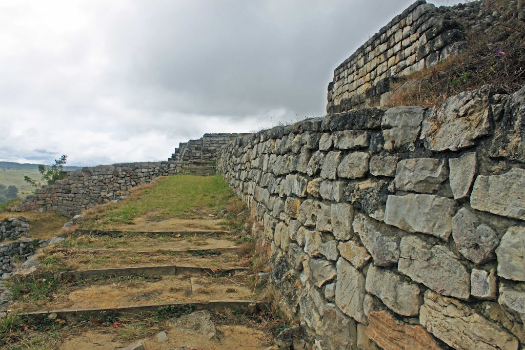 10-02-2012 Z.A. Chinkultic, Chiapas. by Esteban M. Luna (esmol). by ESTEBAN M. LUNA