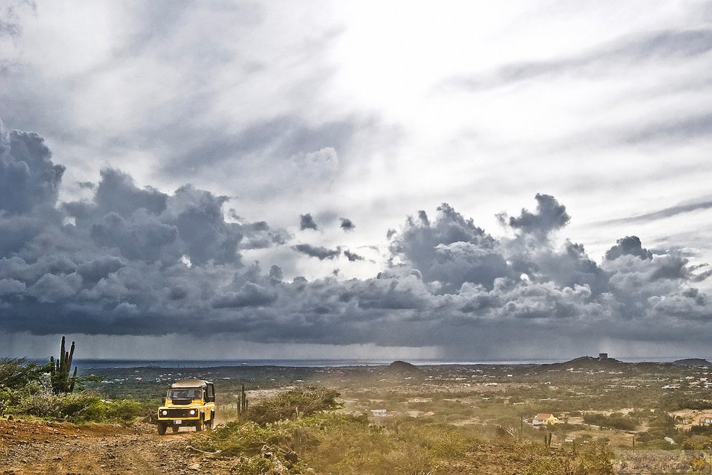 Offroading on the NE side of the island by Michael Braxenthaler