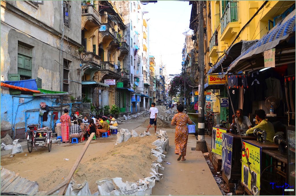 Đường Anawrahta - thủ đô Yangon by Earth_Walker