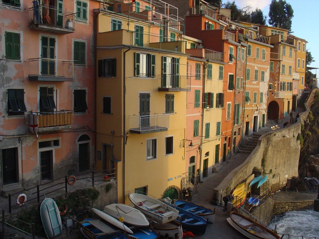 Riomaggiore - 2006-10-04 © http://www.kimmich.net/blog/?cat=16 by Erich Kimmich