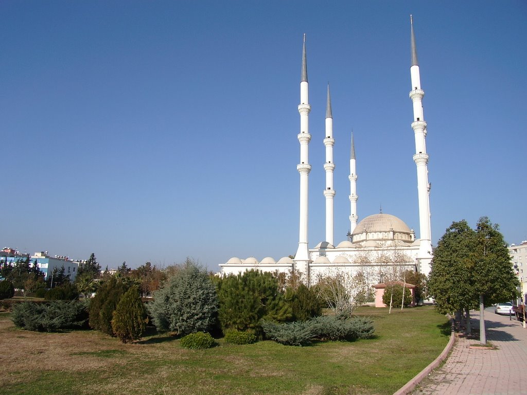 Muğdat camii mersin by Süha Solak