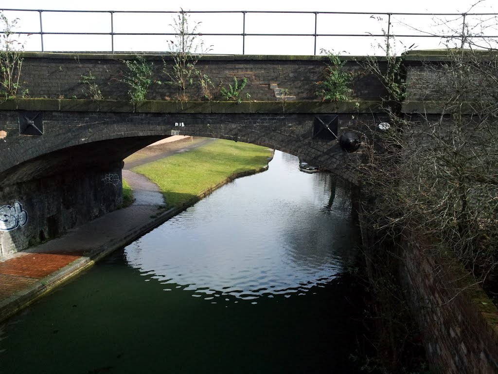 Horsley Fields Junction Birmingham Canal Mainline and Wyrley and Essington Canal by quercusia