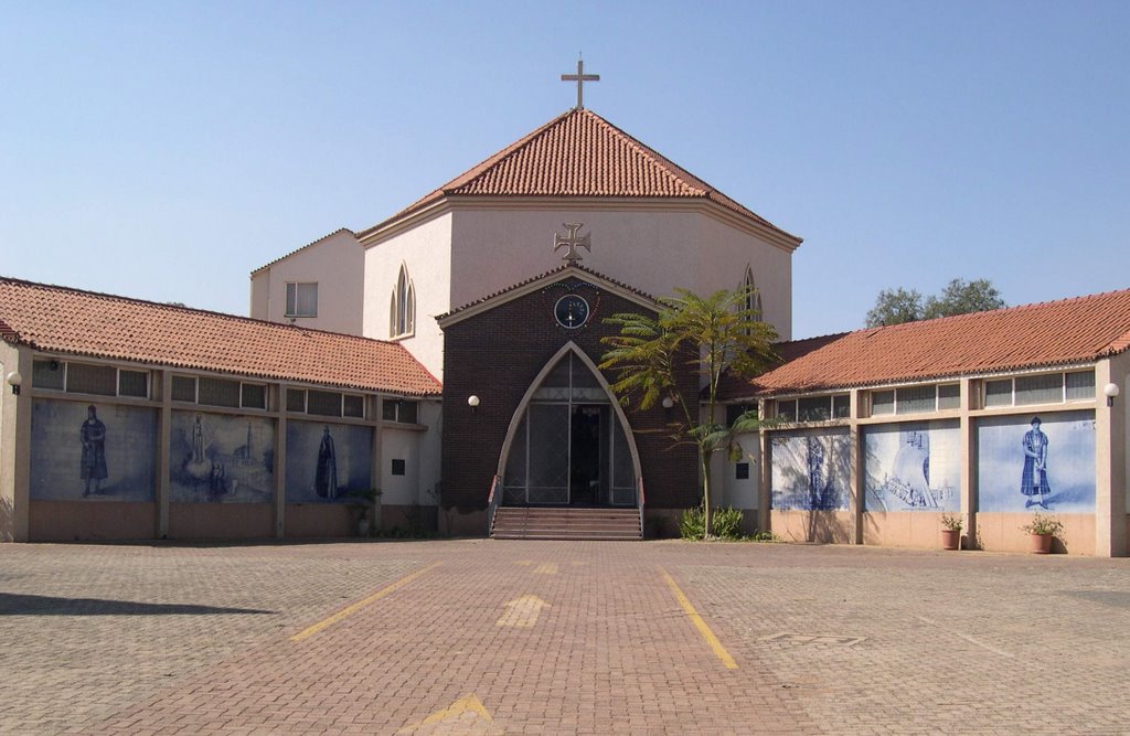 Igreja S. António dos Portugueses - Mayfair - Johannesburg by belchior