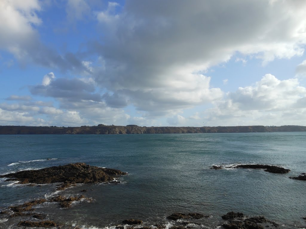 Vue sur la prequ'île de Crozon depuis le fort du Dellec by Lieseffect