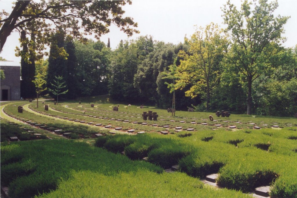 German Soldiercemetary, Costermano, Italy by belni