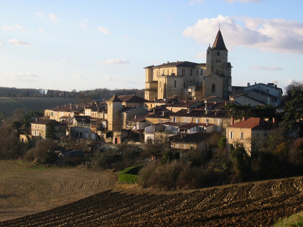 Gers, Village de Lavardens. by Phil'Ours