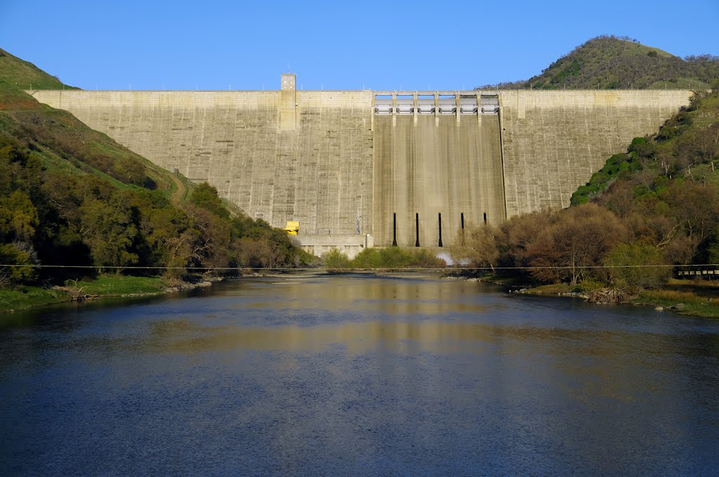 Pine Flat Dam, 3/3/2012 by David Husted