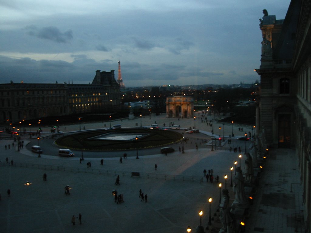 Louvre by C H