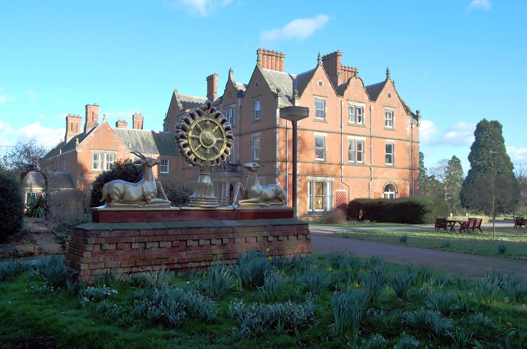 Ashe Hall, Derbyshire, entrance by ♫ Russ Hamer