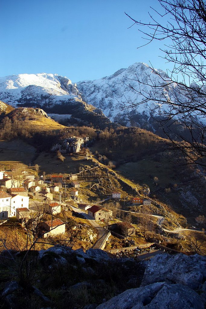 Sotres, Parque Nacional Picos de Europa, Cabrales, Asturias by Antonio Alba