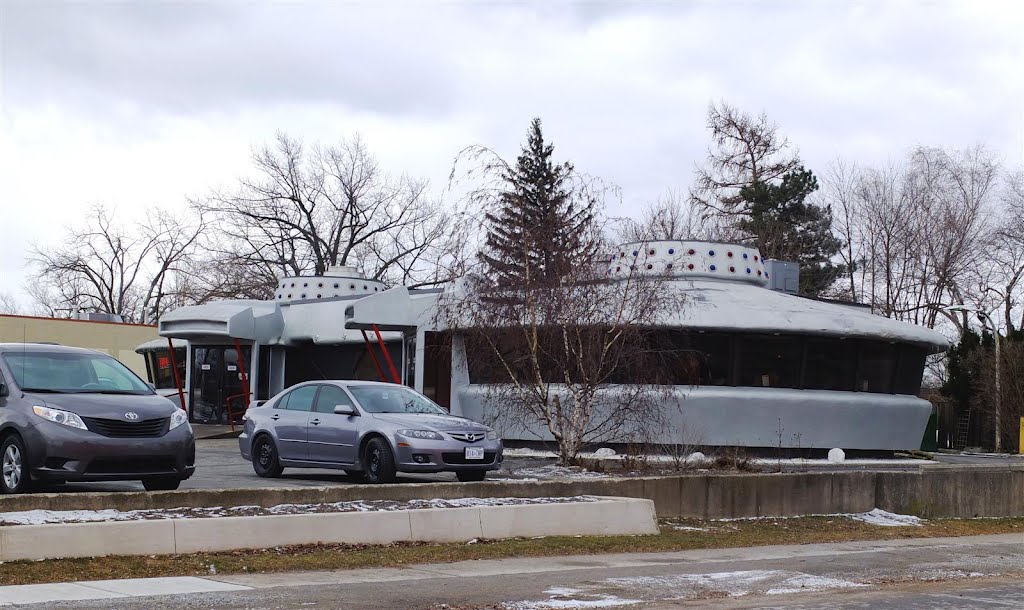 Flying Saucer Restaurant, Lundy's Lane, Niagara Falls, On by R. Halim