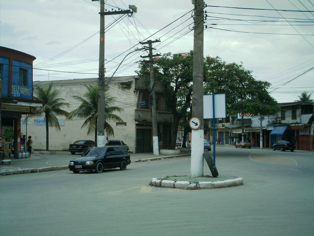 Praça em Campos Elísios by Luiz Augusto Barroso