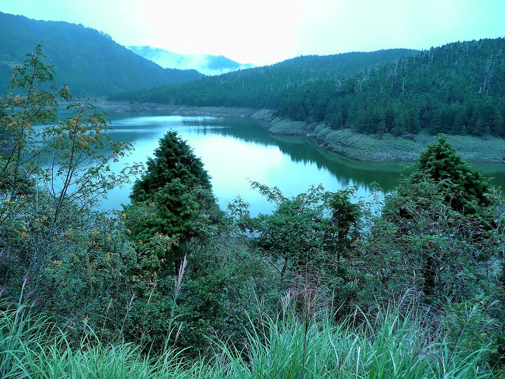 Cuifeng Lake 翠峰湖 by deekew